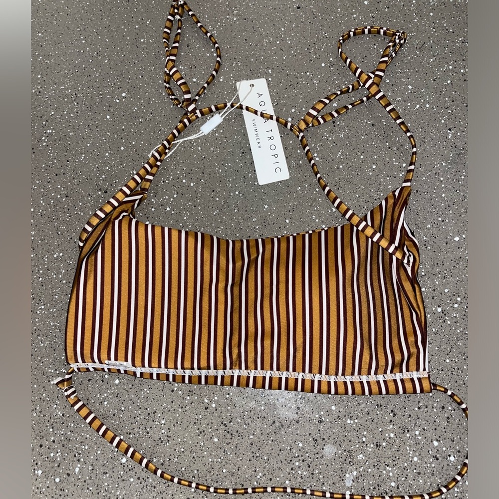 NWT AquaTropic Swim Top Size Large womens